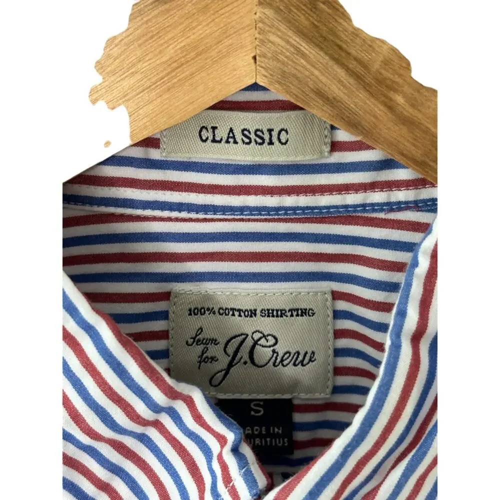J. Crew Classic Fit Red & Blue Pin-Stripe Long Sleeve Button-Up Shirt Mens Small